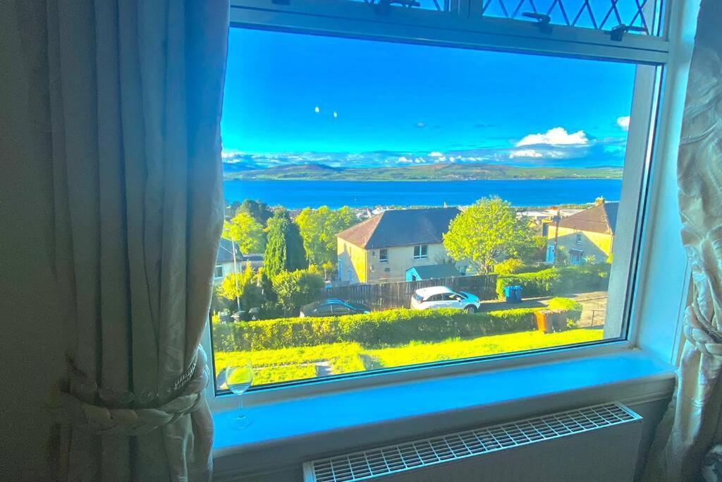 Beautiful Sea View 2 Bed Home Port Glasgow Exterior foto