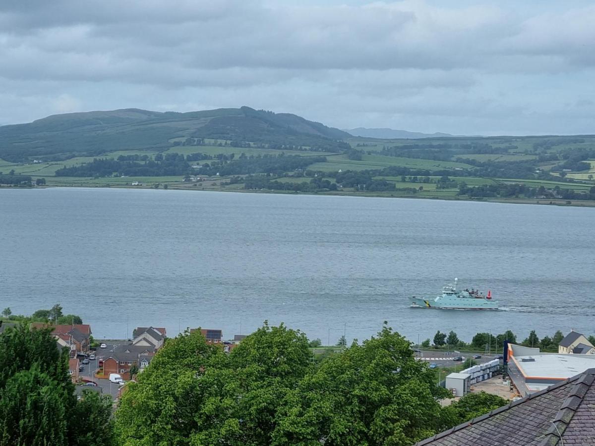 Beautiful Sea View 2 Bed Home Port Glasgow Exterior foto